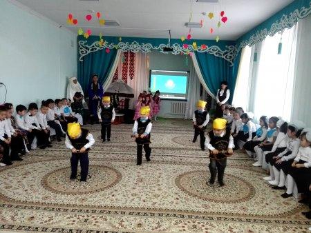 16 - желтоқсан Қазақстан Республикасының Тәуелсіздігі күніне арналған "Тәуелсіз елім - Қазақстаным" атты  ертеңгіліктері