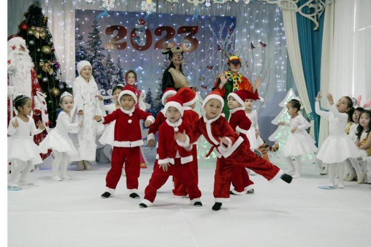 "Ертегілер" ересек тобы "Қош келдің, Жаңа жыл!" атты ертеңгілігі