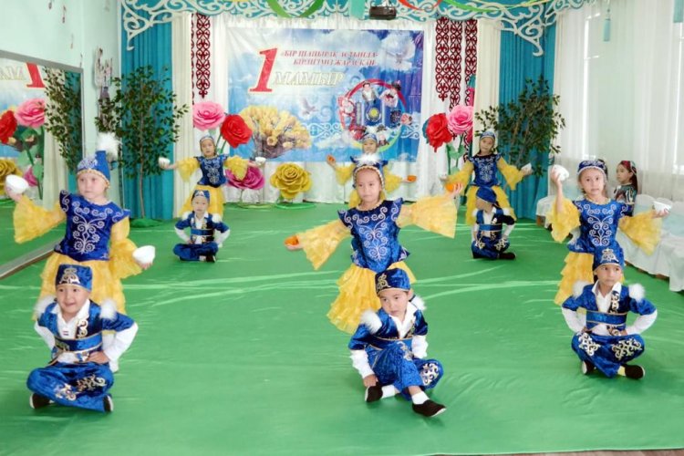 "Бір шаңырақ астында - бірлігіміз жарасқан" атты өткізілген іс - шара